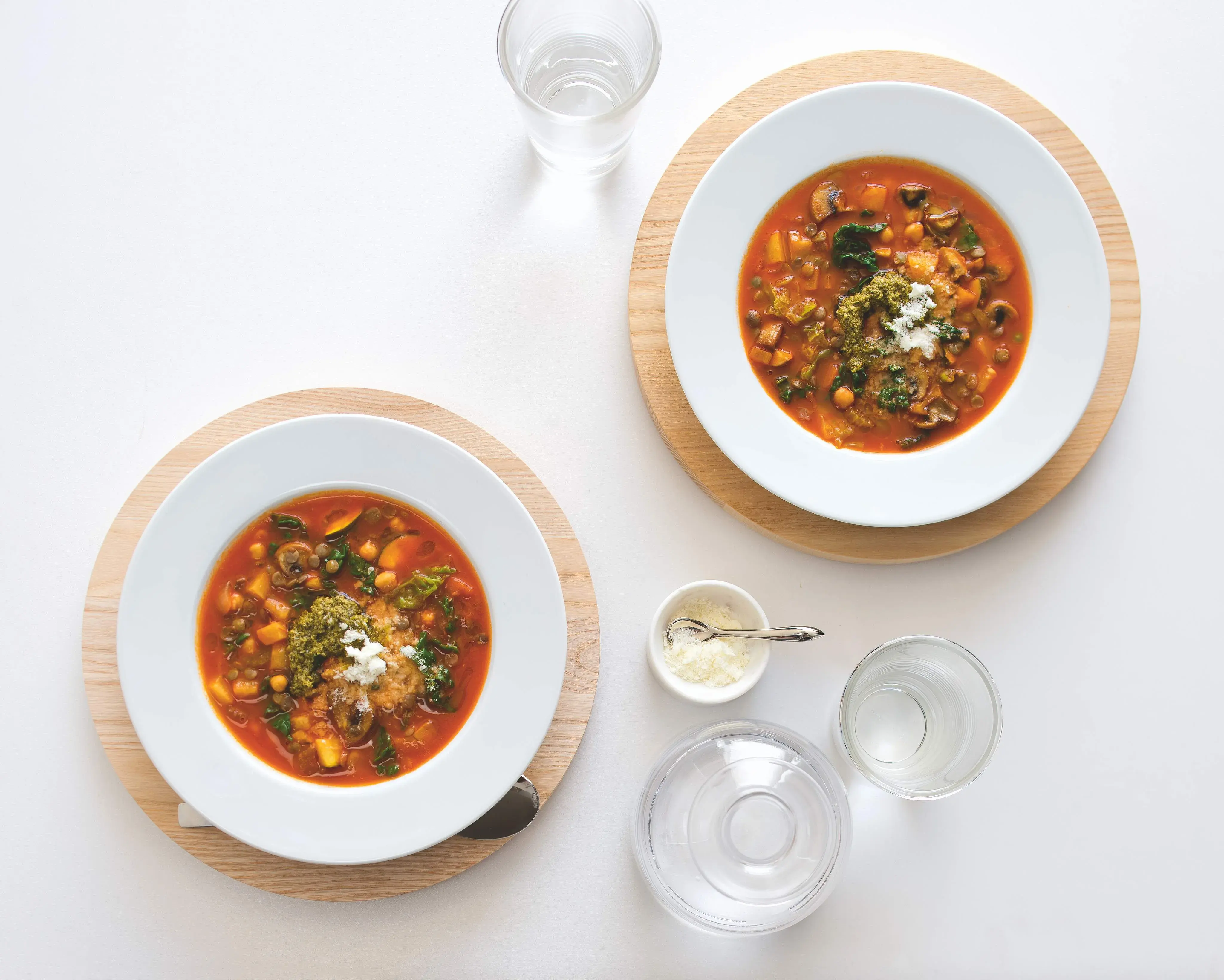 Hearty Minestrone Soup