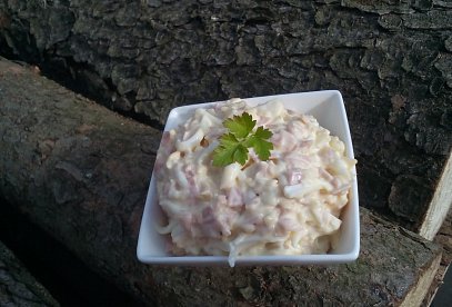 Hermelín Salad with Cream and Ham