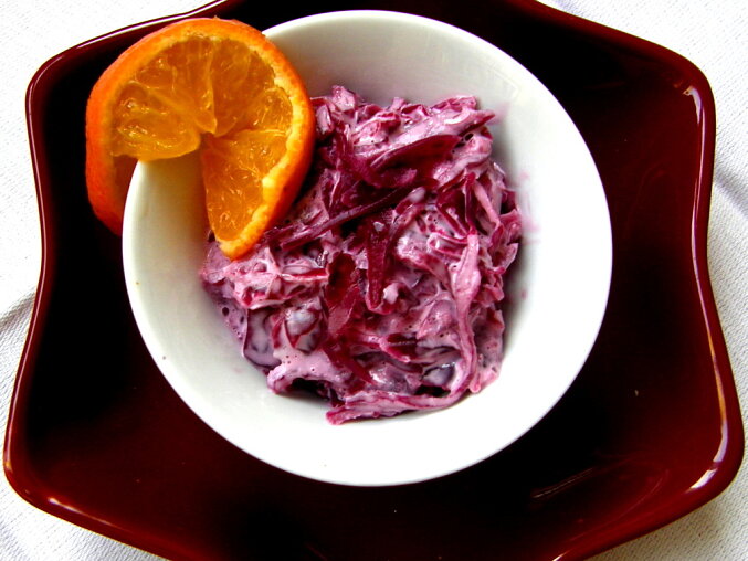 Hanácký salát (Czech Red Cabbage Salad)