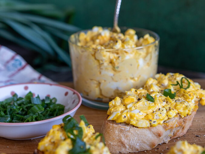 Simple Egg Spread