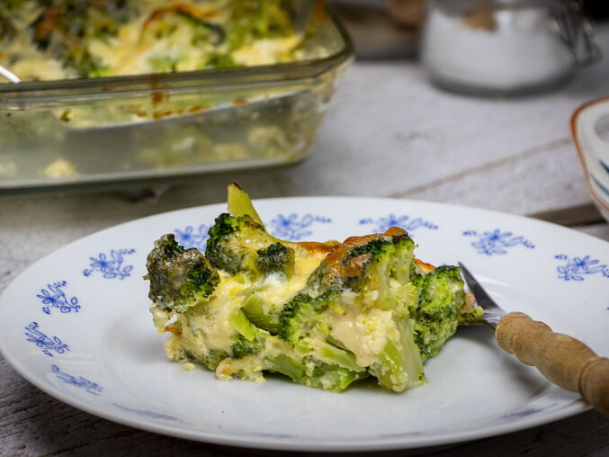 Baked Broccoli with Cheese