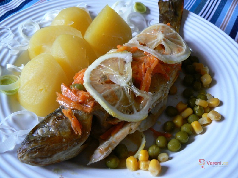 Colourful Trout with Vegetables