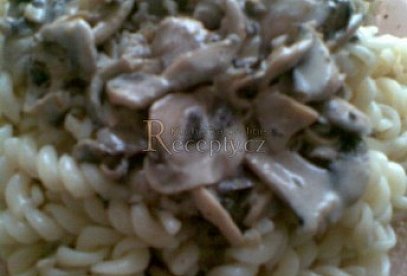 Pasta with Mushroom and Niva (Czech Blue Cheese) Sauce