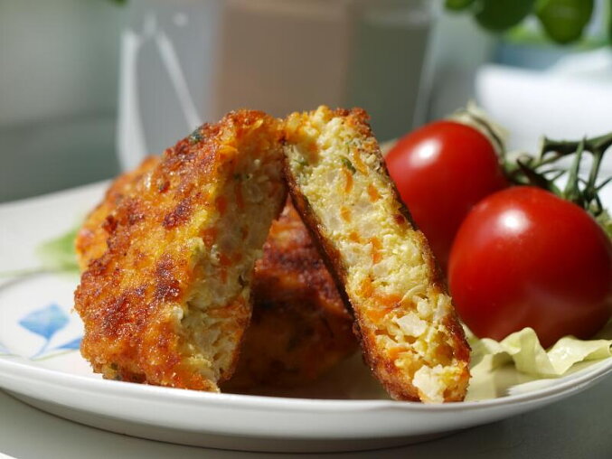 Cauliflower and Cheese Patties with Parsley and Nutmeg