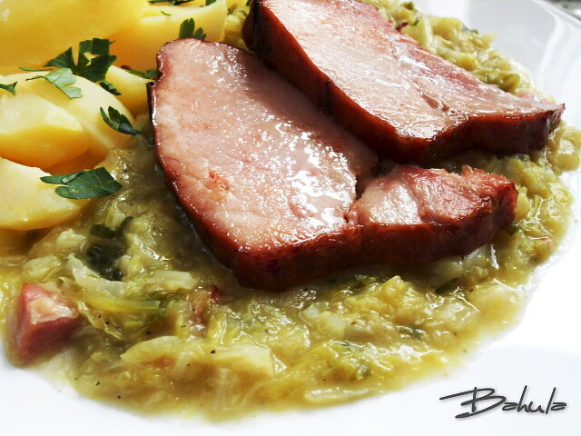 Stewed Cabbage with Bacon