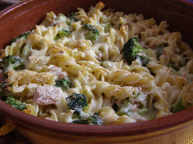 Baked Pasta with Tuna and Broccoli