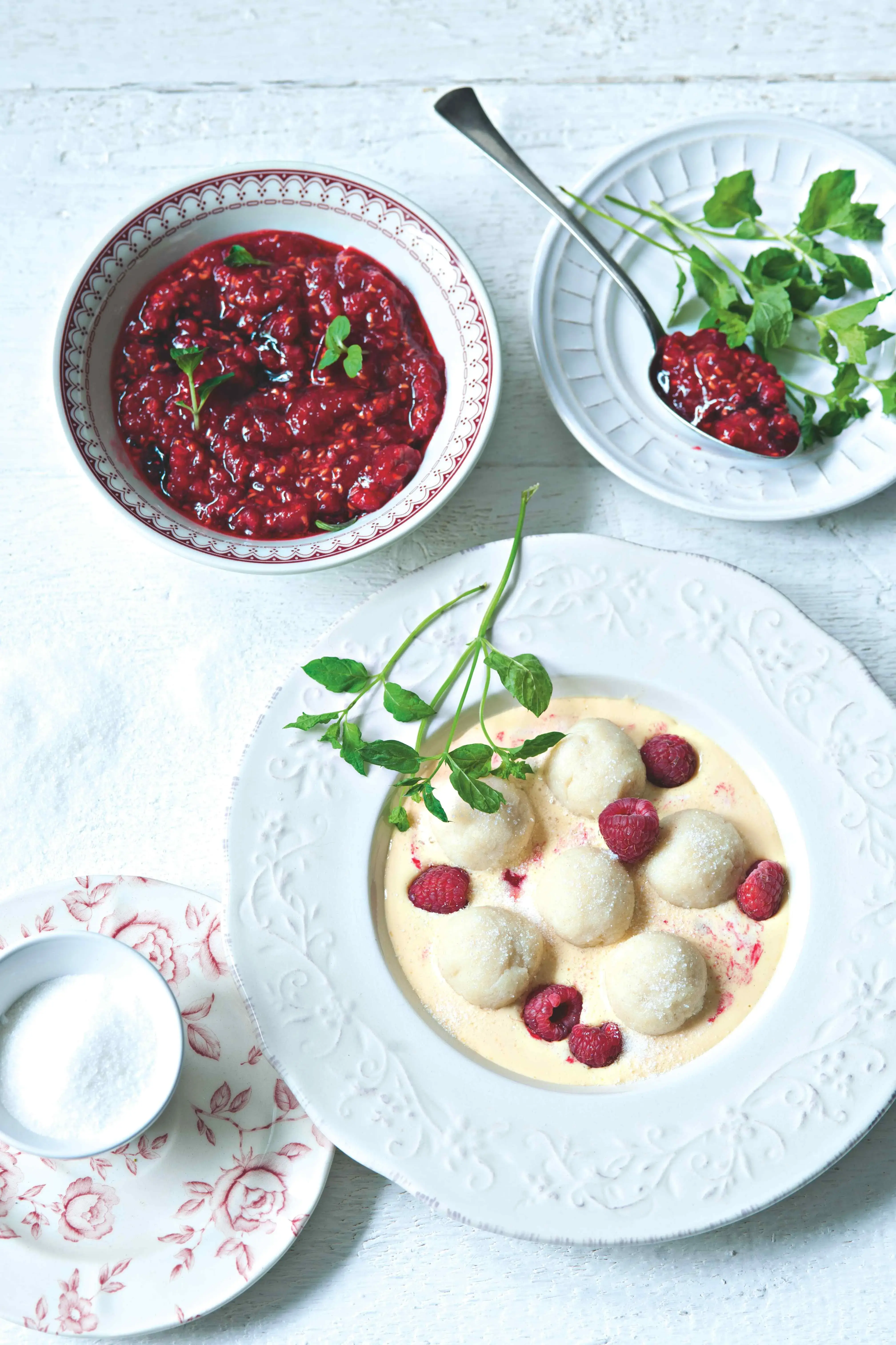 Ricottové knedlíčky se zabaglione a malinami