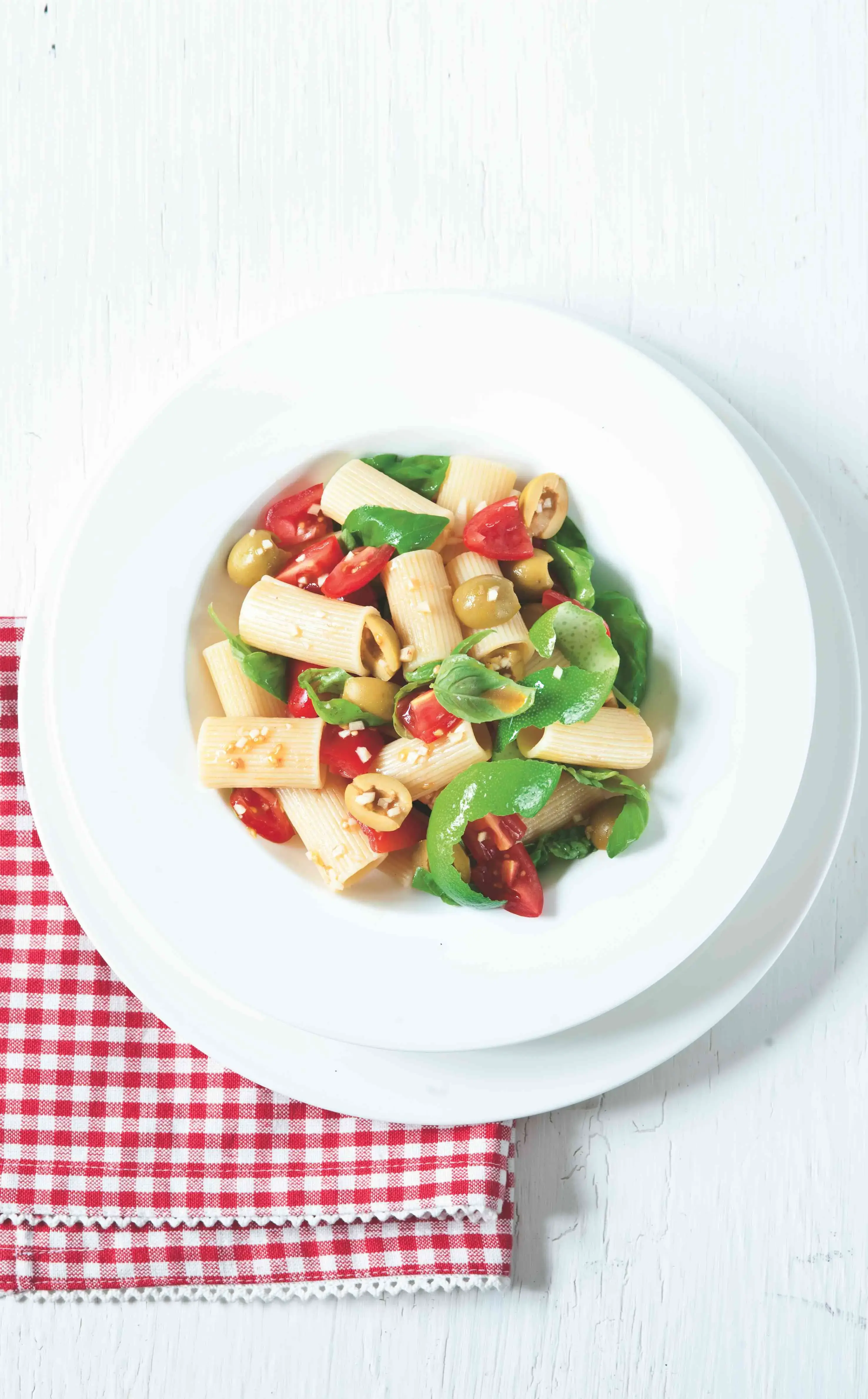Pasta with No-Cook Tomato and Vodka Sauce