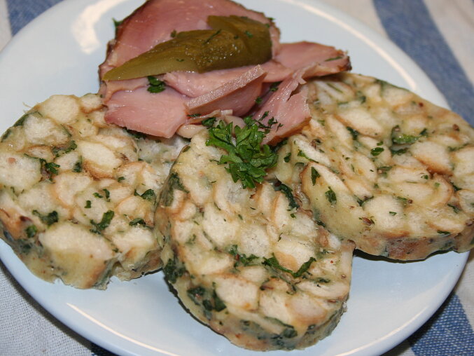 Karlovarský knedlík (Czech Bread Dumpling)
