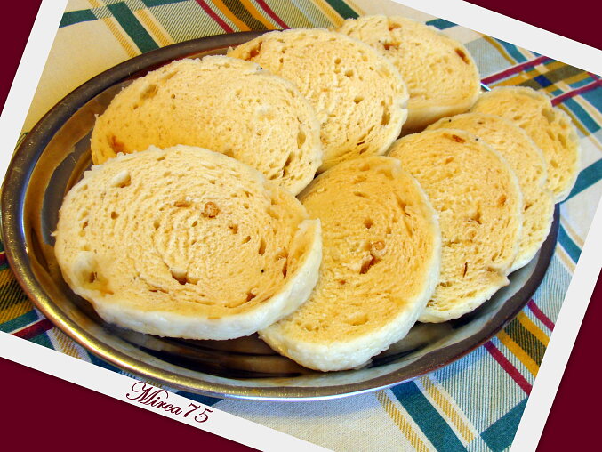 Houskové knedlíky (Czech Bread Dumplings)