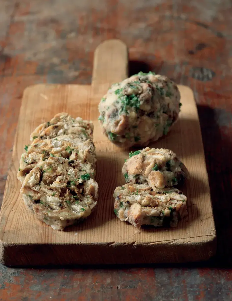 Viennese Bread Dumplings (Wiener Semmelknödel)