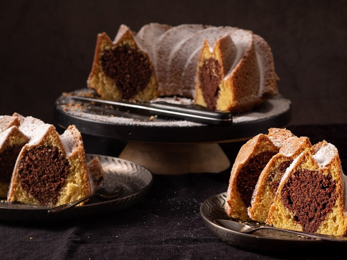 Quick Cream Marble Bundt Cake