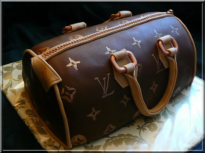 Dort ve tvaru kabelky Louis Vuitton