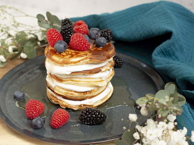 Kefir Lívance (Czech Fluffy Pancakes)