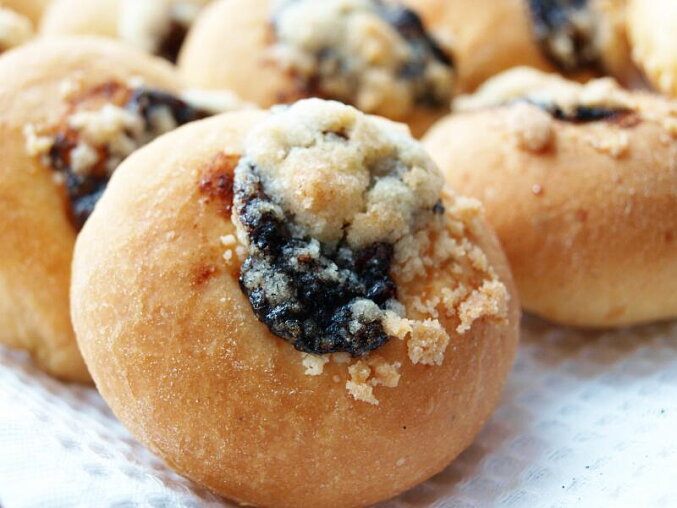 Double-Filled Kolache Without Proofing
