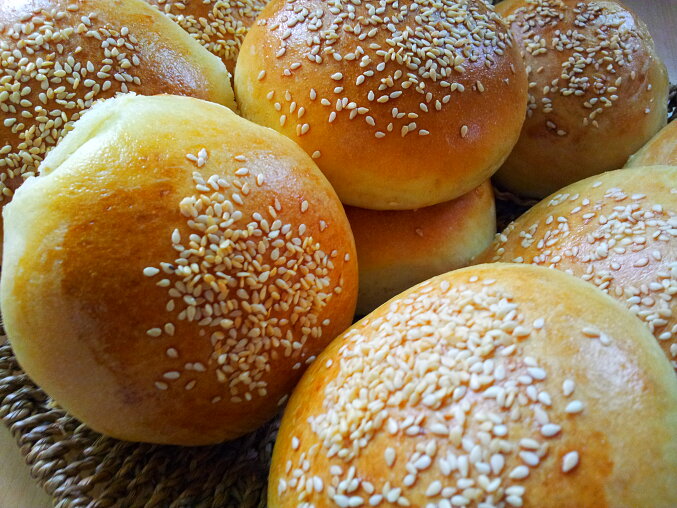 Domácí housky na hamburgery