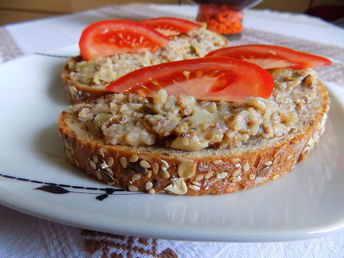 Fake 'Crackling' Buckwheat Spread
