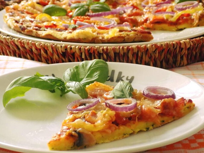 Domácí cuketová pizza