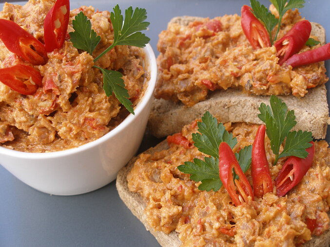 Spicy Roasted Pork Belly Spread