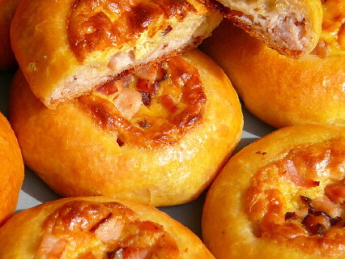 Savoury Koláčky (Czech Buns with Ham, Bacon and Cheese)