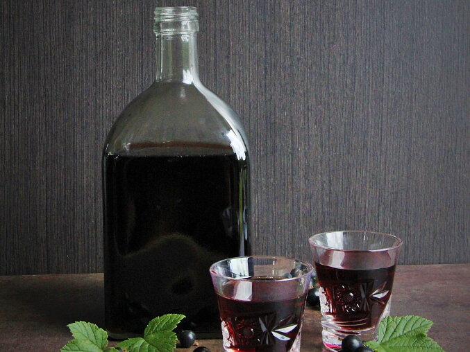 Blackcurrant, Cherry and Josta Liqueur