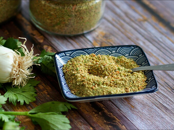 Homemade Vegeta (Czech Vegetable Seasoning)