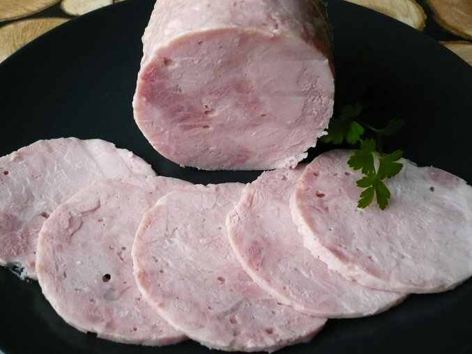 Domácí vepřová šunka ve sklenicích (polokonzerva)