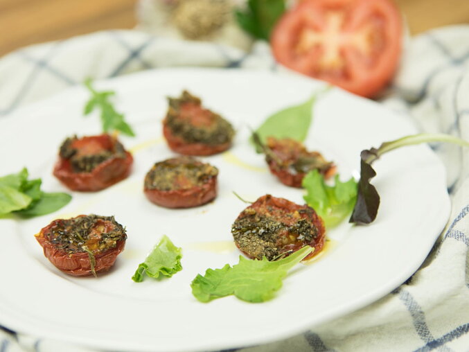 Homemade Oven-Dried Tomatoes